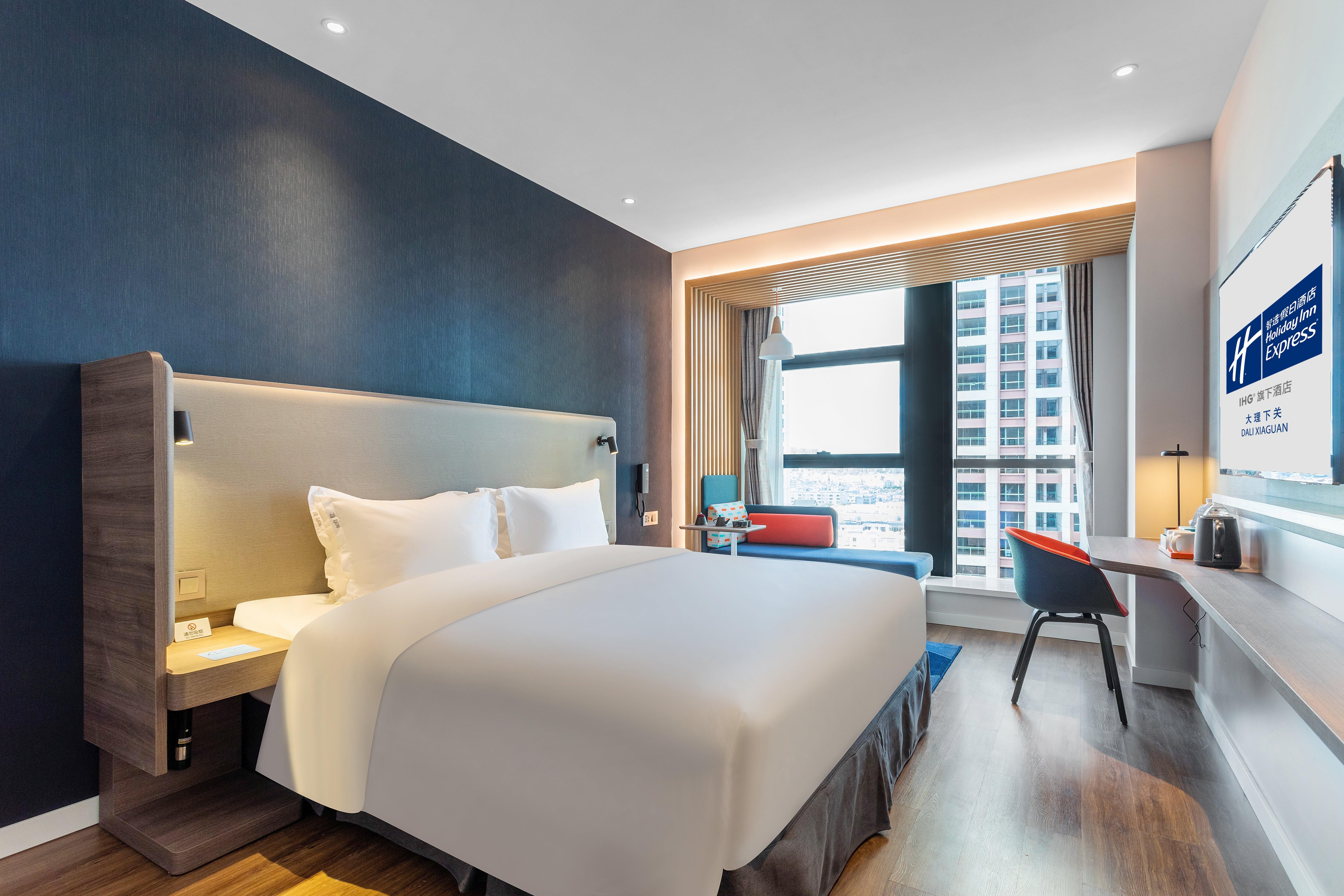 Holiday Inn Express Dali Xiaguan By Ihg Exteriör bild