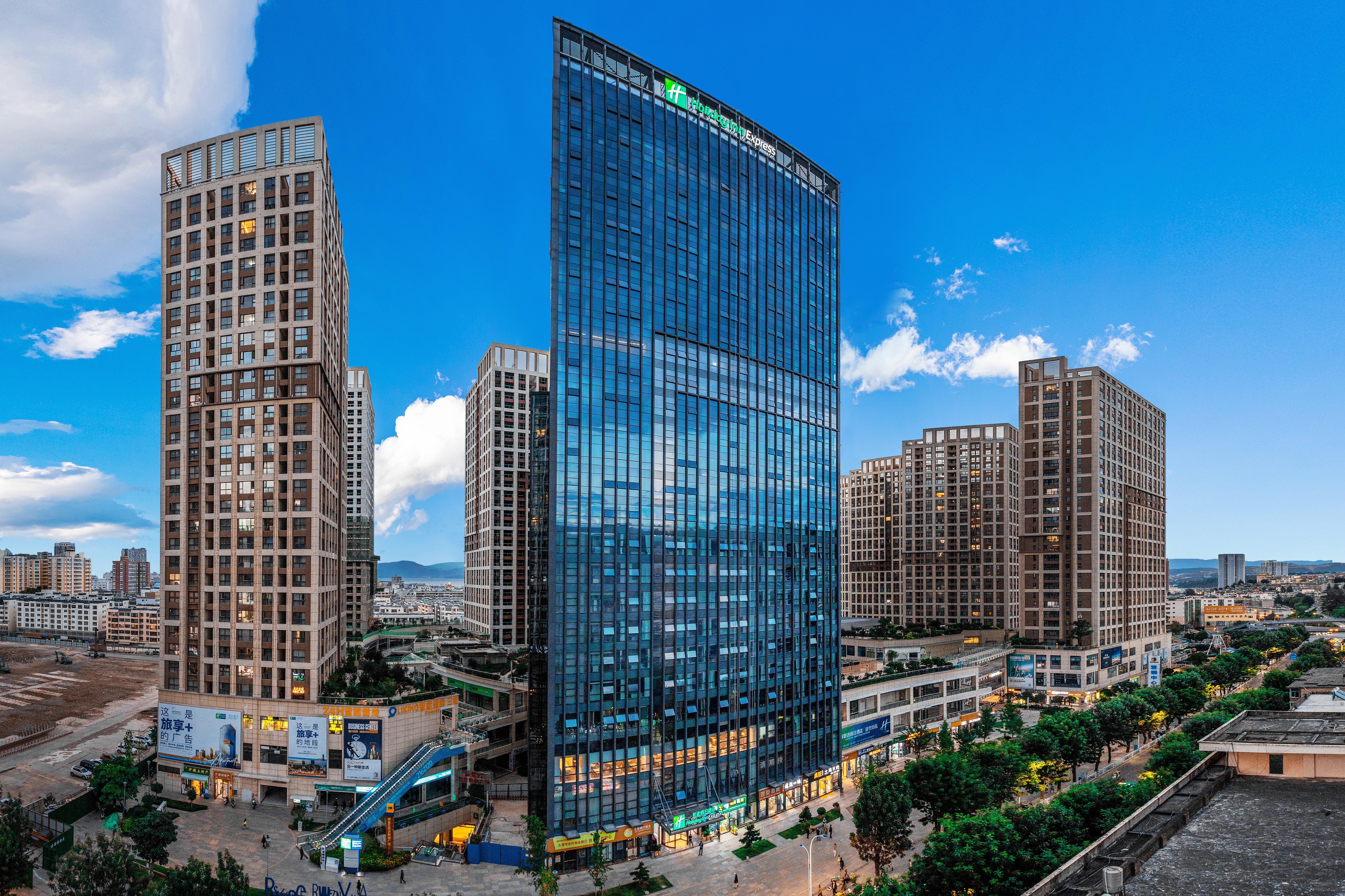 Holiday Inn Express Dali Xiaguan By Ihg Exteriör bild